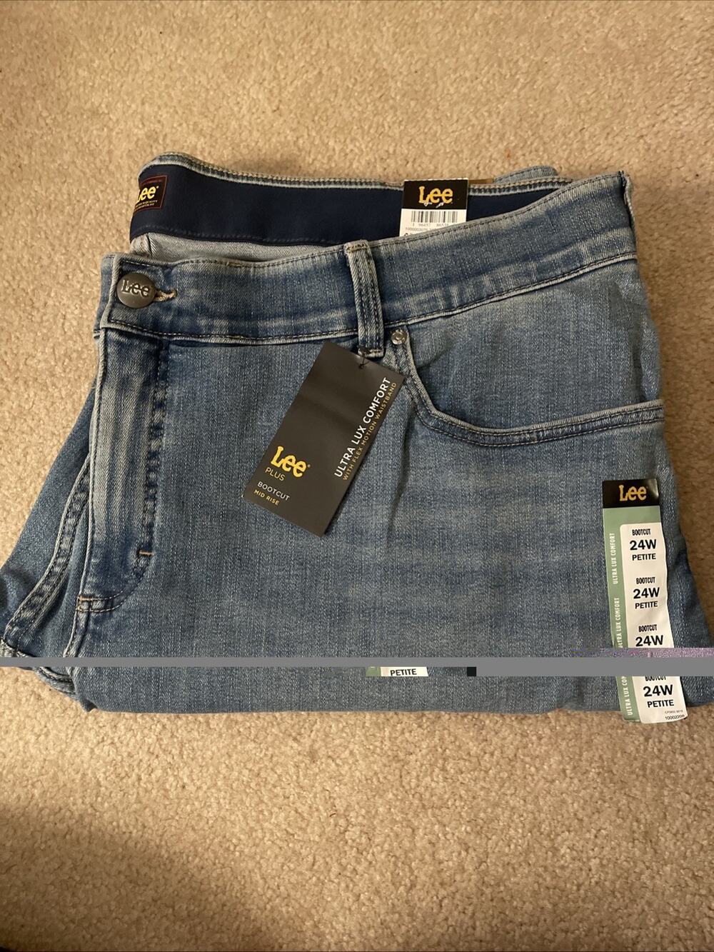Lee Plus Women's Ultra Lux Comfort Flex Motion Waitband Bootcut Jean 24W Petite